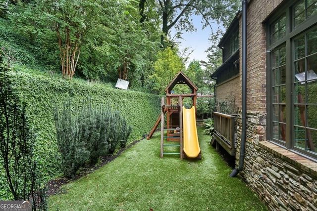 1692 Friar Tuck Road, Atlanta, GA 30309