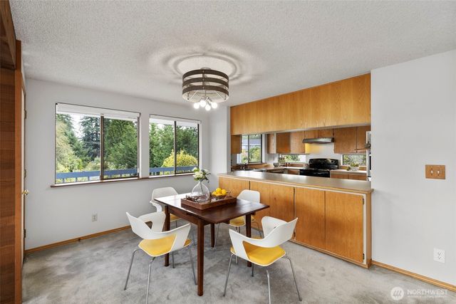 5046 NW Lakeness Road, Poulsbo, WA 98370