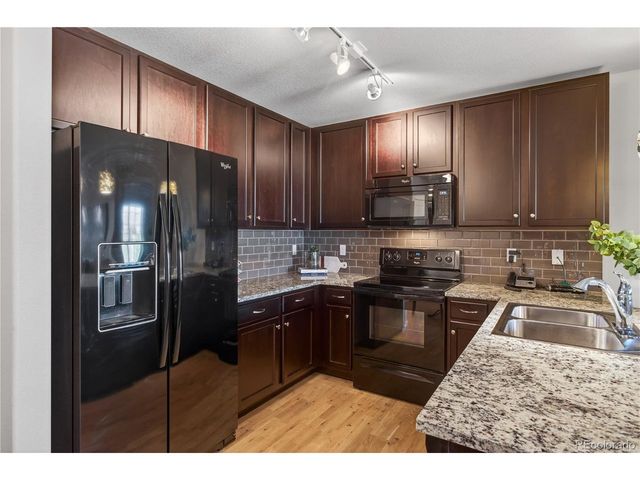 1062 Rockhurst Dr 202, Highlands Ranch, CO 80129