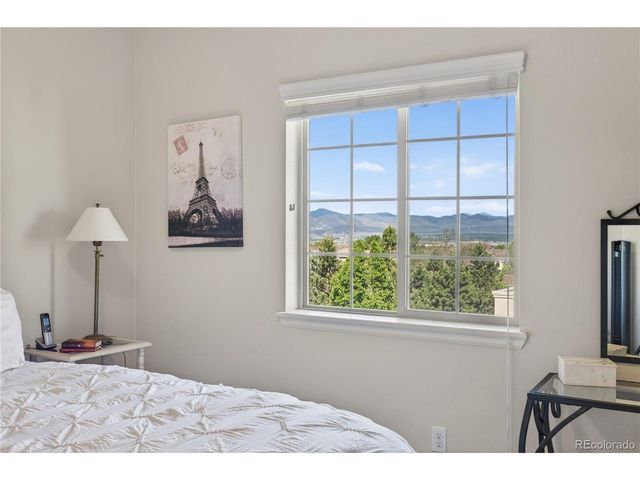 1062 Rockhurst Dr 202, Highlands Ranch, CO 80129