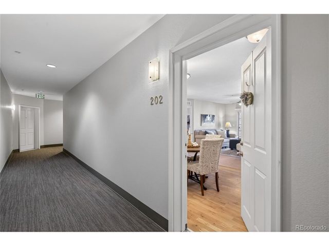 1062 Rockhurst Dr 202, Highlands Ranch, CO 80129