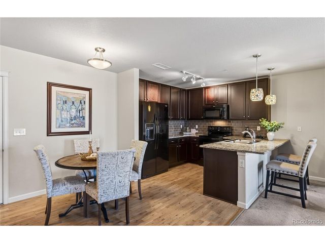 1062 Rockhurst Dr 202, Highlands Ranch, CO 80129