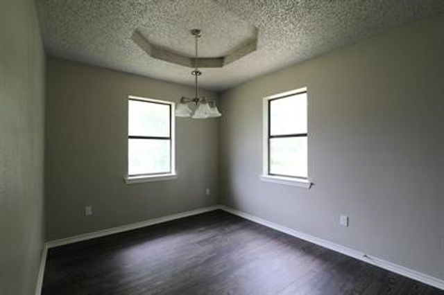 811 Clyde Street, White Settlement, TX 76108