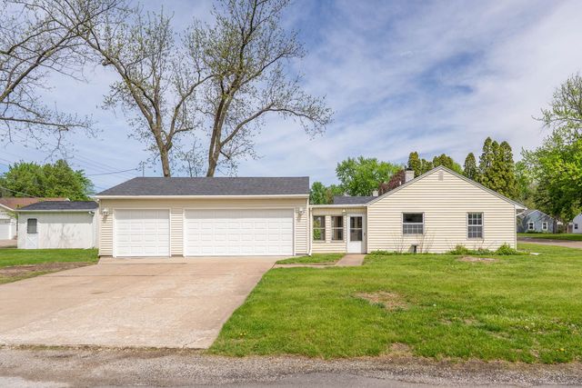 2330 39th Street, Rock Island, IL 61201