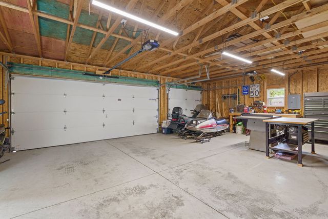 2330 39th Street, Rock Island, IL 61201