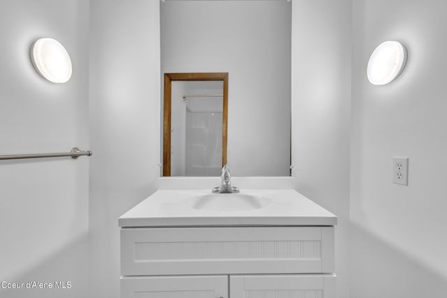 3010 E RIVERCREST DR, Post Falls, ID 83854