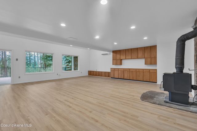 3010 E RIVERCREST DR, Post Falls, ID 83854