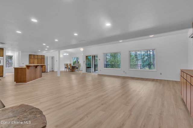 3010 E RIVERCREST DR, Post Falls, ID 83854