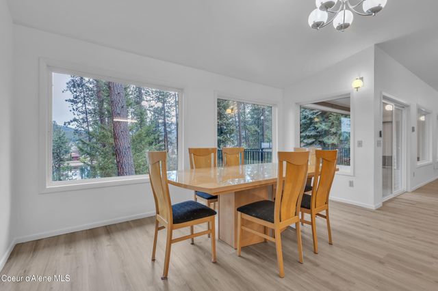 3010 E RIVERCREST DR, Post Falls, ID 83854