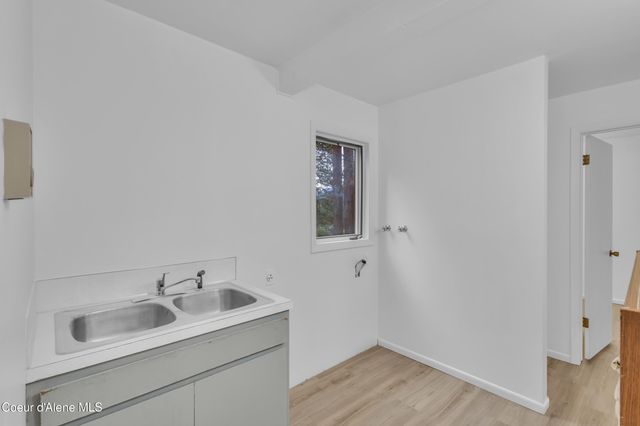 3010 E RIVERCREST DR, Post Falls, ID 83854