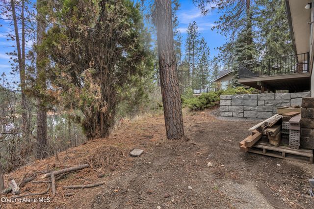 3010 E RIVERCREST DR, Post Falls, ID 83854