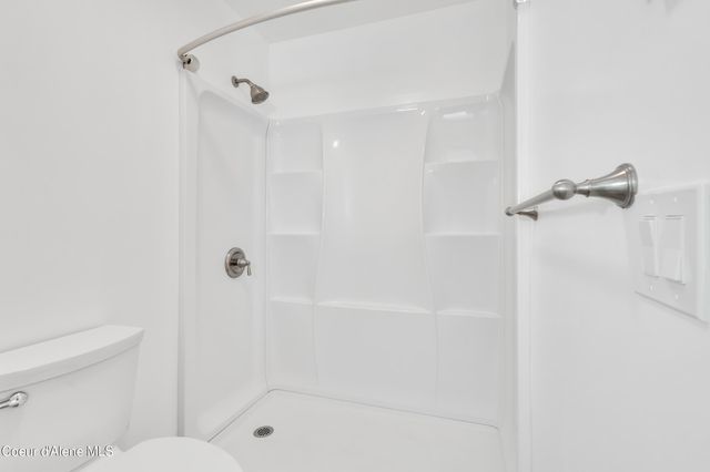 3010 E RIVERCREST DR, Post Falls, ID 83854