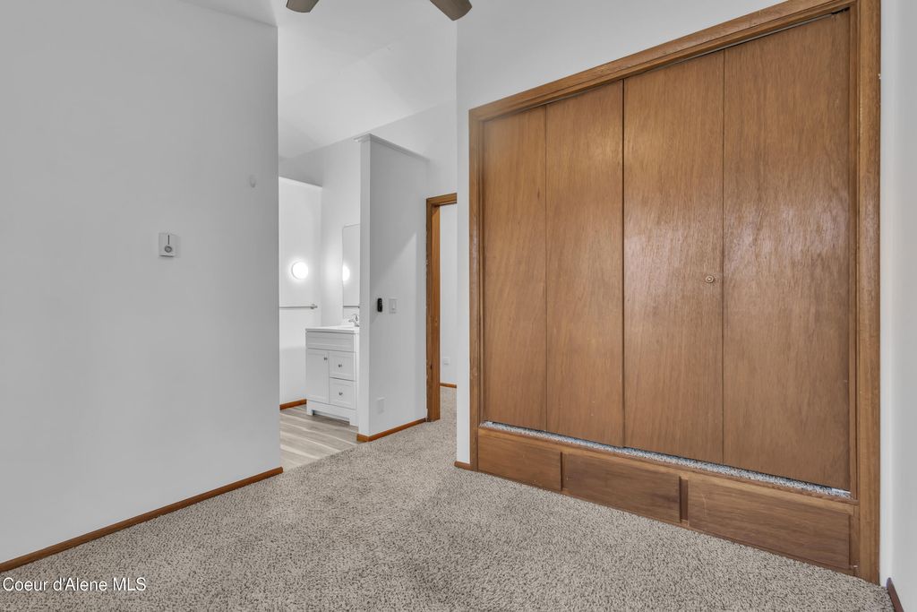 3010 E RIVERCREST DR, Post Falls, ID 83854 photo 17