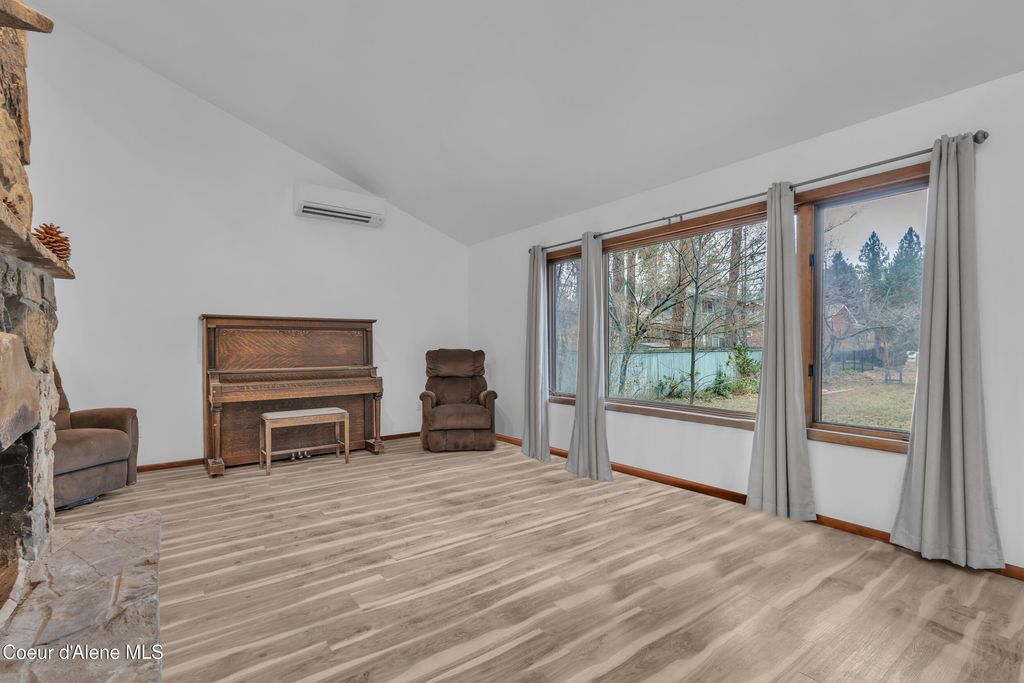 3010 E RIVERCREST DR, Post Falls, ID 83854 photo 20