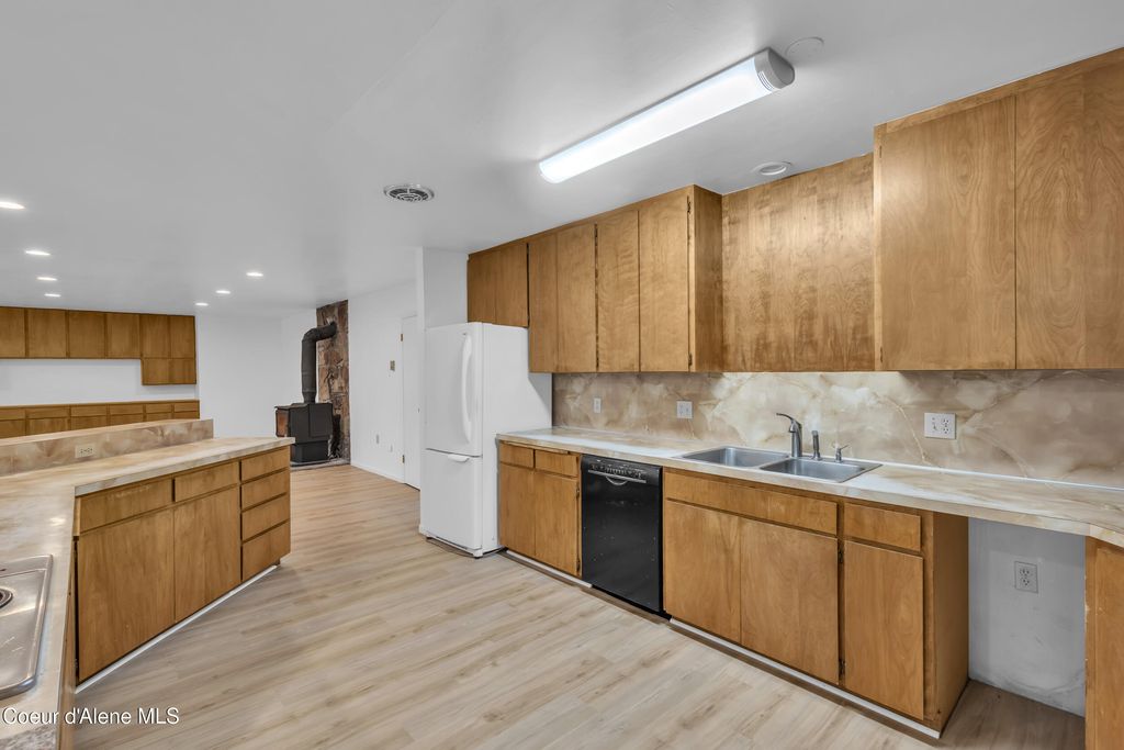 3010 E RIVERCREST DR, Post Falls, ID 83854 photo 40