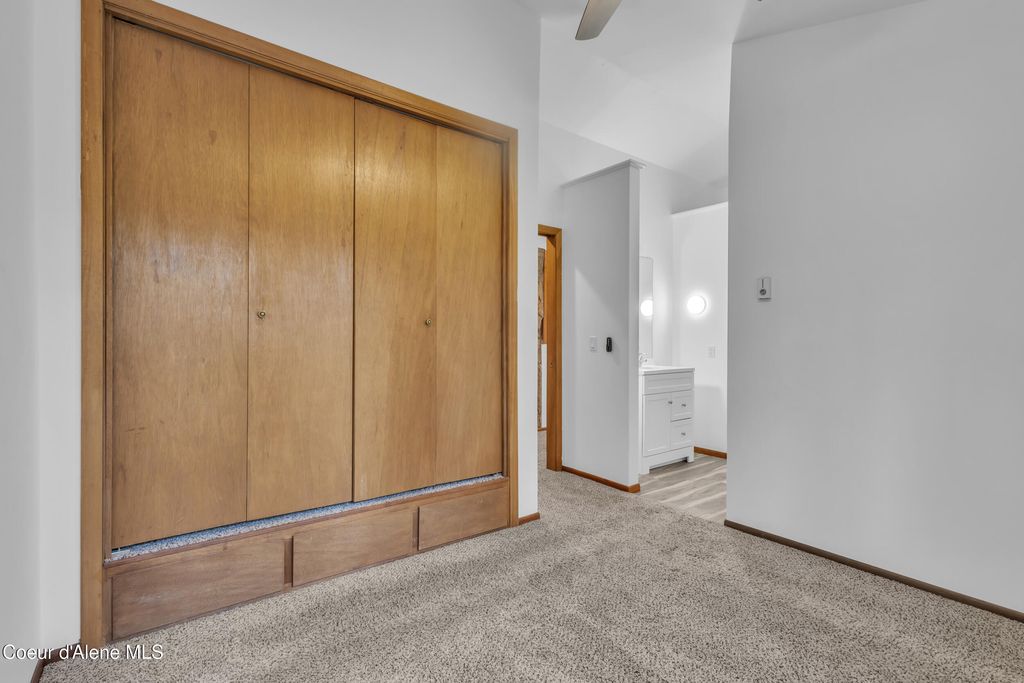 3010 E RIVERCREST DR, Post Falls, ID 83854 photo 5