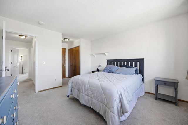 2229 4th Avenue S, Moorhead, MN 56560