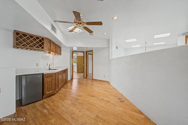 1383 W Tinna Place, Tucson, AZ 85745