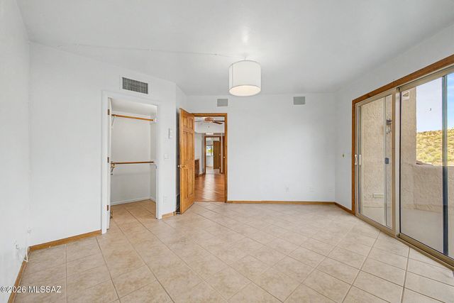 1383 W Tinna Place, Tucson, AZ 85745