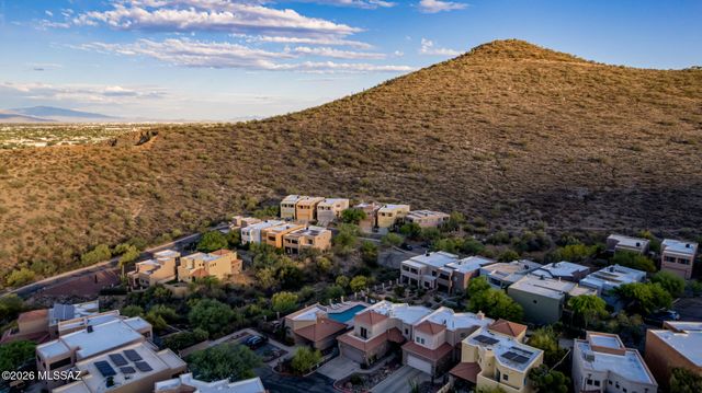 1383 W Tinna Place, Tucson, AZ 85745