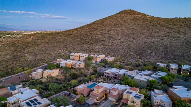 1383 W Tinna Place, Tucson, AZ 85745