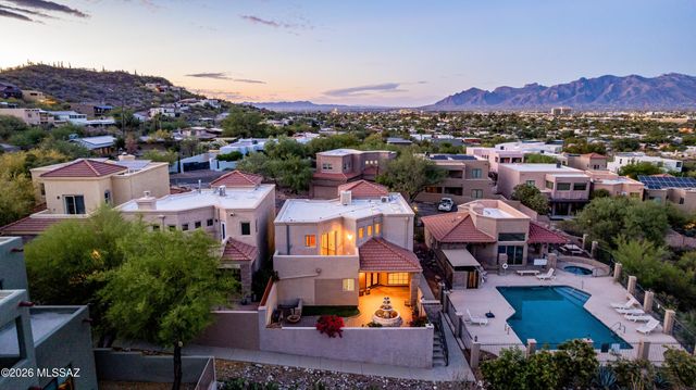 1383 W Tinna Place, Tucson, AZ 85745