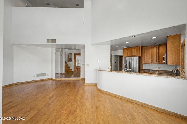 1383 W Tinna Place, Tucson, AZ 85745