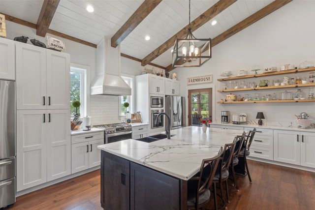 2408 Vz County Road 3104, Edgewood, TX 75117
