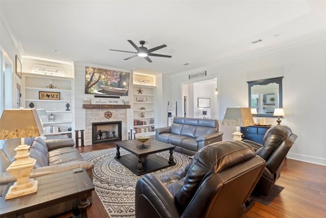 2408 Vz County Road 3104, Edgewood, TX 75117