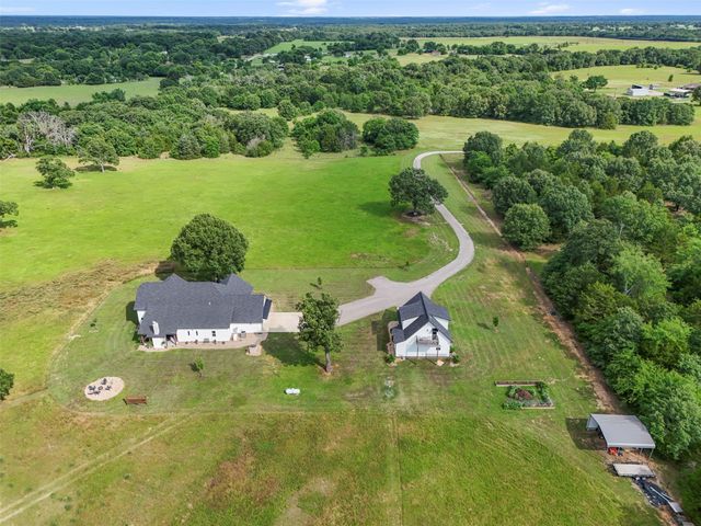 2408 Vz County Road 3104, Edgewood, TX 75117