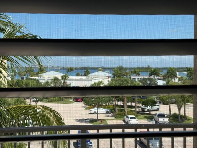1 Harbour Isle Drive E Ph2, Fort Pierce, FL 34949