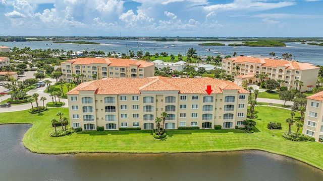 1 Harbour Isle Drive E Ph2, Fort Pierce, FL 34949