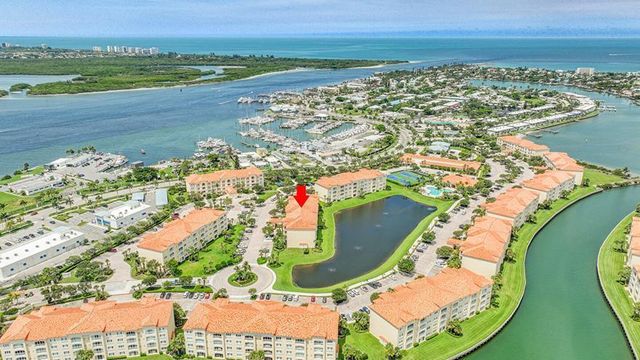1 Harbour Isle Drive E Ph2, Fort Pierce, FL 34949