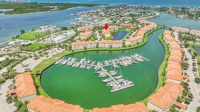 1 Harbour Isle Drive E Ph2, Fort Pierce, FL 34949