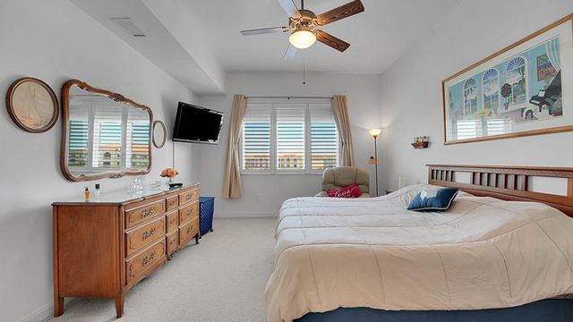 1 Harbour Isle Drive E Ph2, Fort Pierce, FL 34949