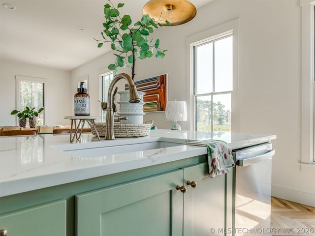 36 Hill Street, Carlton Landing, OK 74432