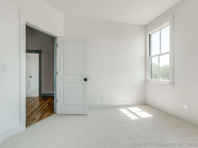 36 Hill Street, Carlton Landing, OK 74432