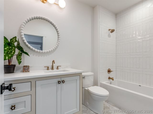 36 Hill Street, Carlton Landing, OK 74432