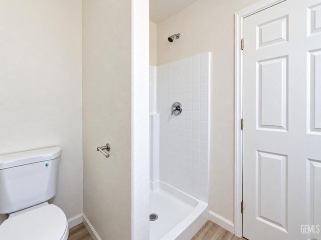 3044 Jacaranda Drive, Bakersfield, CA 93301