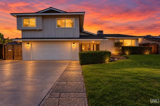 3044 Jacaranda Drive, Bakersfield, CA 93301