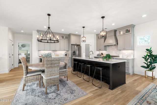 1304 Bonito Lane, Carolina Beach, NC 28428