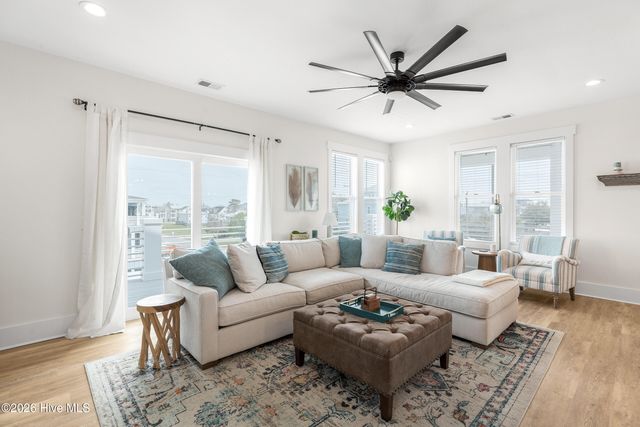 1304 Bonito Lane, Carolina Beach, NC 28428