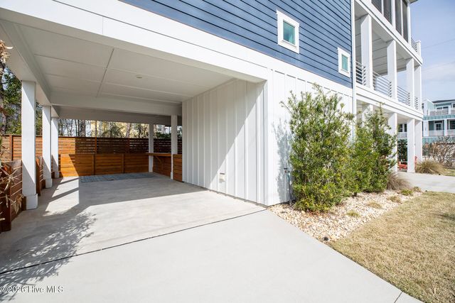 1304 Bonito Lane, Carolina Beach, NC 28428