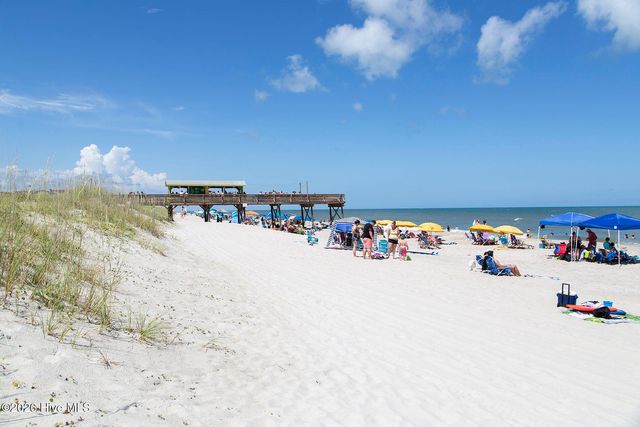 1304 Bonito Lane, Carolina Beach, NC 28428