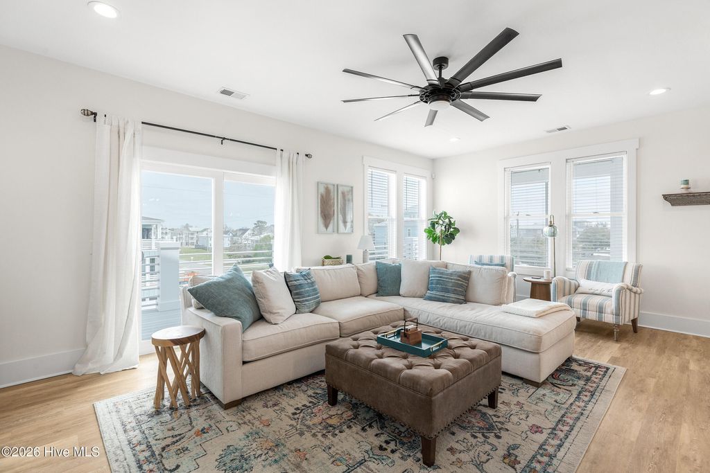 Image 21 of property listing at 1304 Bonito Lane, Carolina Beach, NC 28428