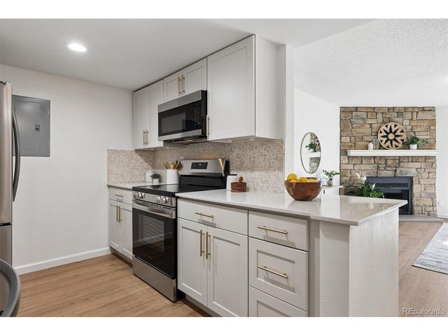 8600 E Alameda Ave 22-105, Denver, CO 80247