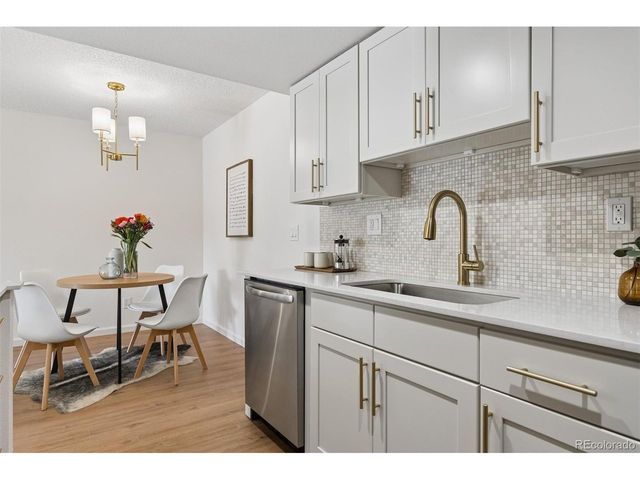 8600 E Alameda Ave 22-105, Denver, CO 80247