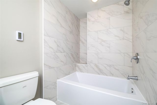 3883 Franklin Avenue, Seaford, NY 11783