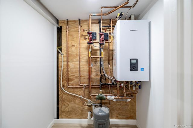 3883 Franklin Avenue, Seaford, NY 11783