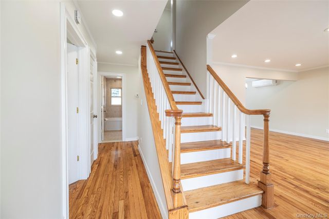 3883 Franklin Avenue, Seaford, NY 11783